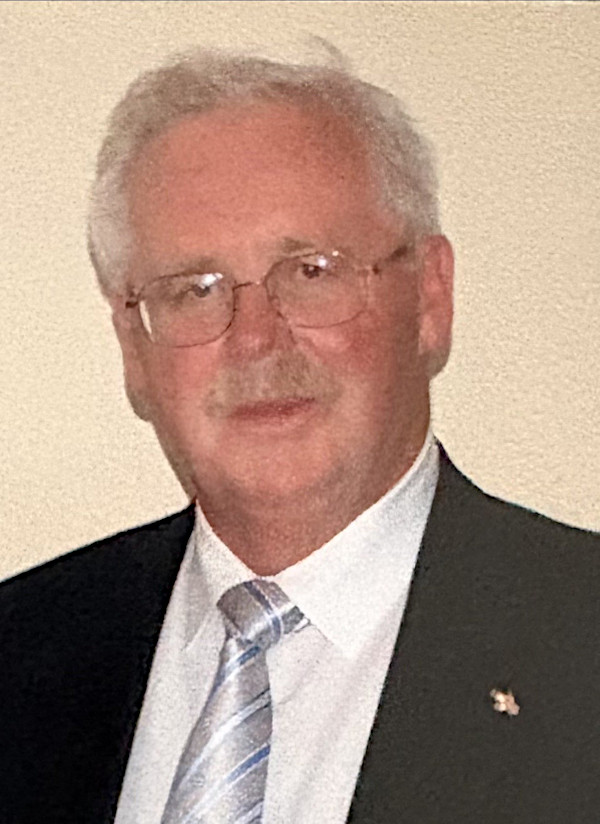 Martin J. Howard Martin J. Howard Obituary